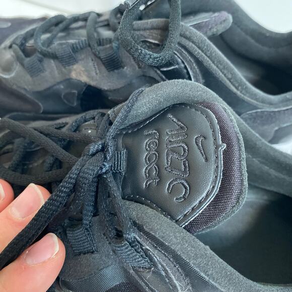 Nike Women's Sneakers Airmax 270 React Black White Chunky Size 8 Running Active - Picture 8 of 10
